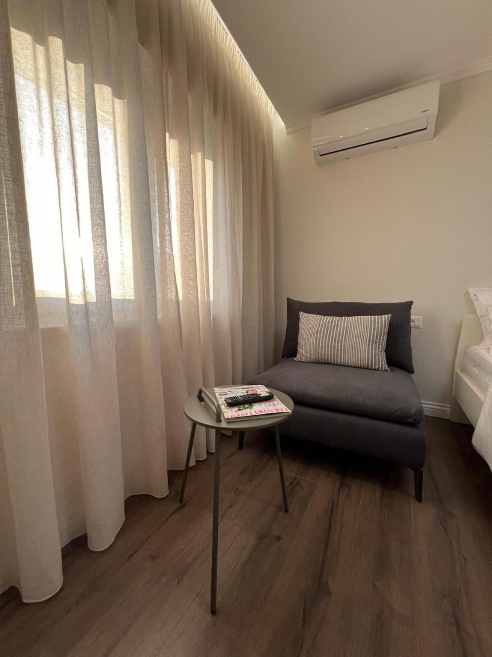 Anna'S Blloku Apartment Tirana Eksteriør billede